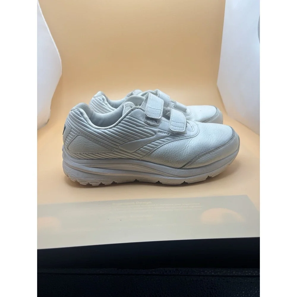 Brooks Addiction Walker V-Strap 2 White Leather Walking Shoes Mens 120308 1B 100